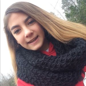 Meet your Posher, Bella